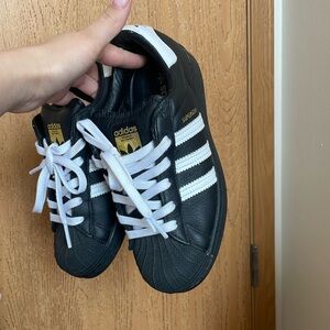 Adidas superstar